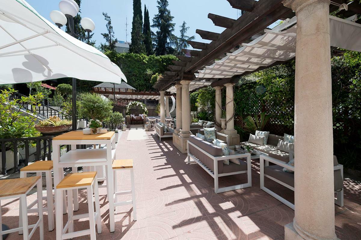 Hotel Miguel Angel Madrid Bagian luar foto The Terrace